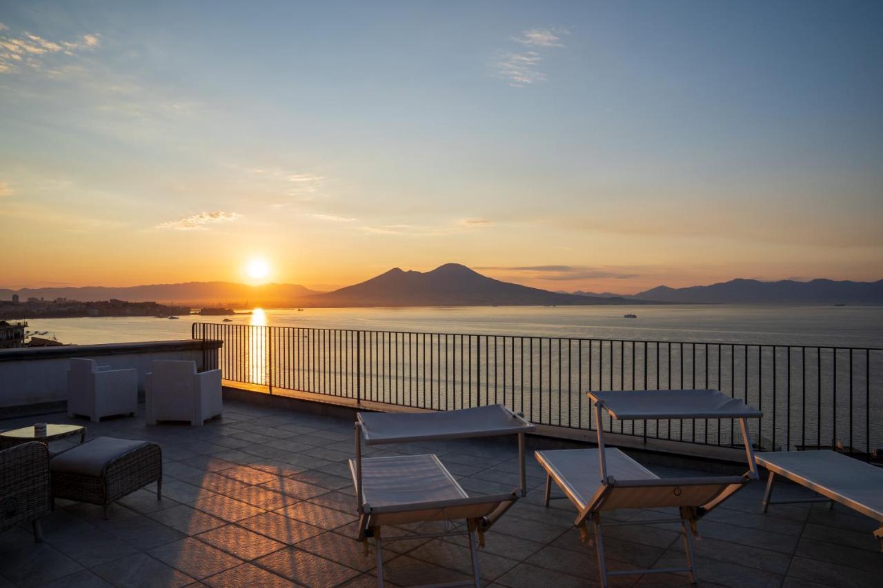 Le Stanze Di Sissi - Luxury Suites Naples Exterior photo