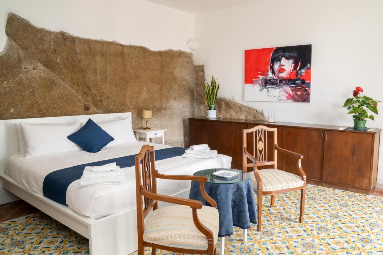 Le Stanze Di Sissi - Luxury Suites Naples Exterior photo