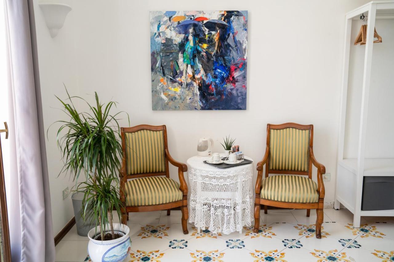 Le Stanze Di Sissi - Luxury Suites Naples Exterior photo